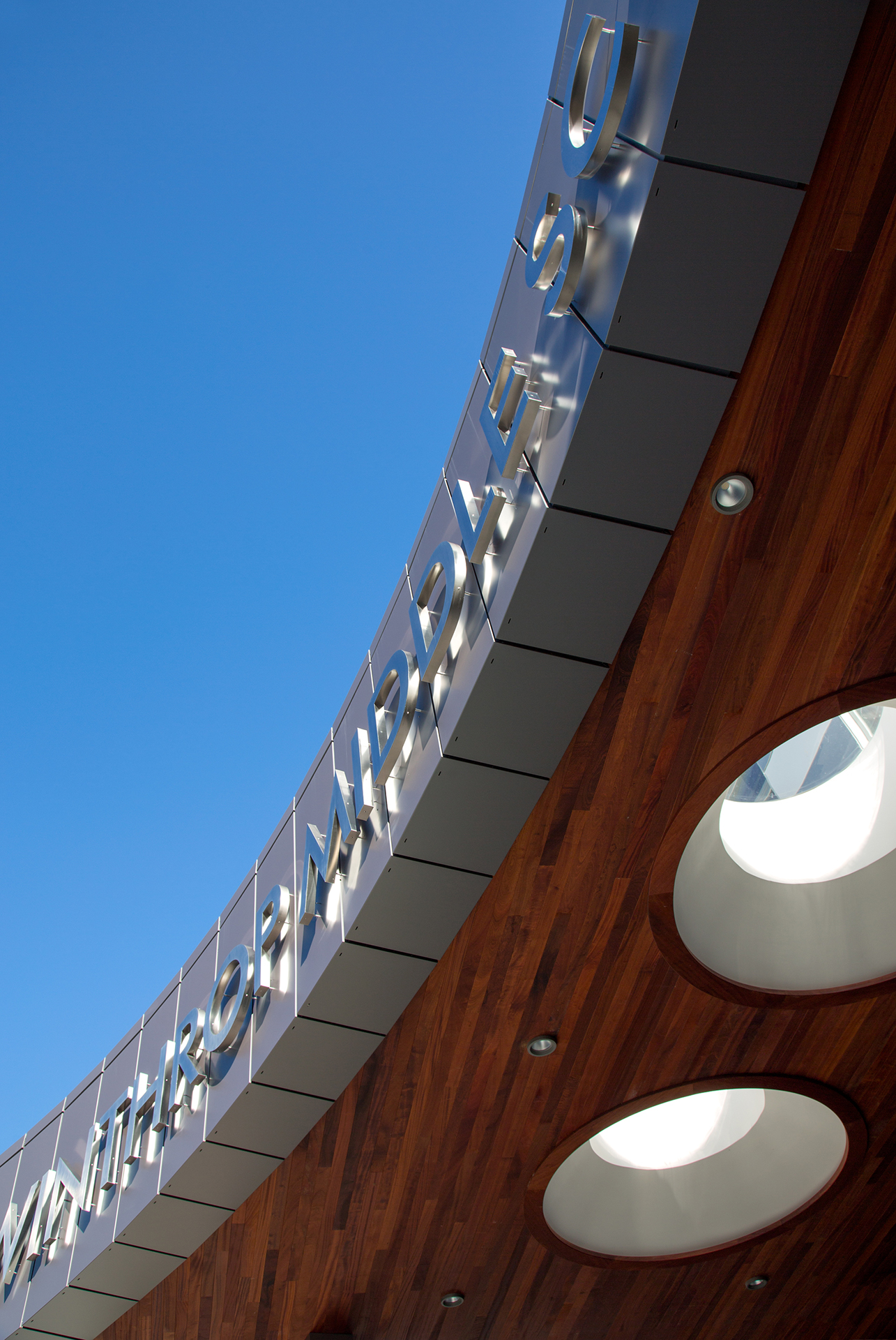 温斯洛普中学,高中-4