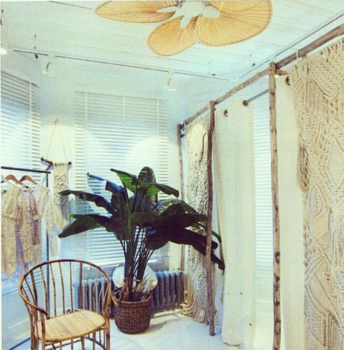 Davet Cok Elbisem Yok Showroom-5