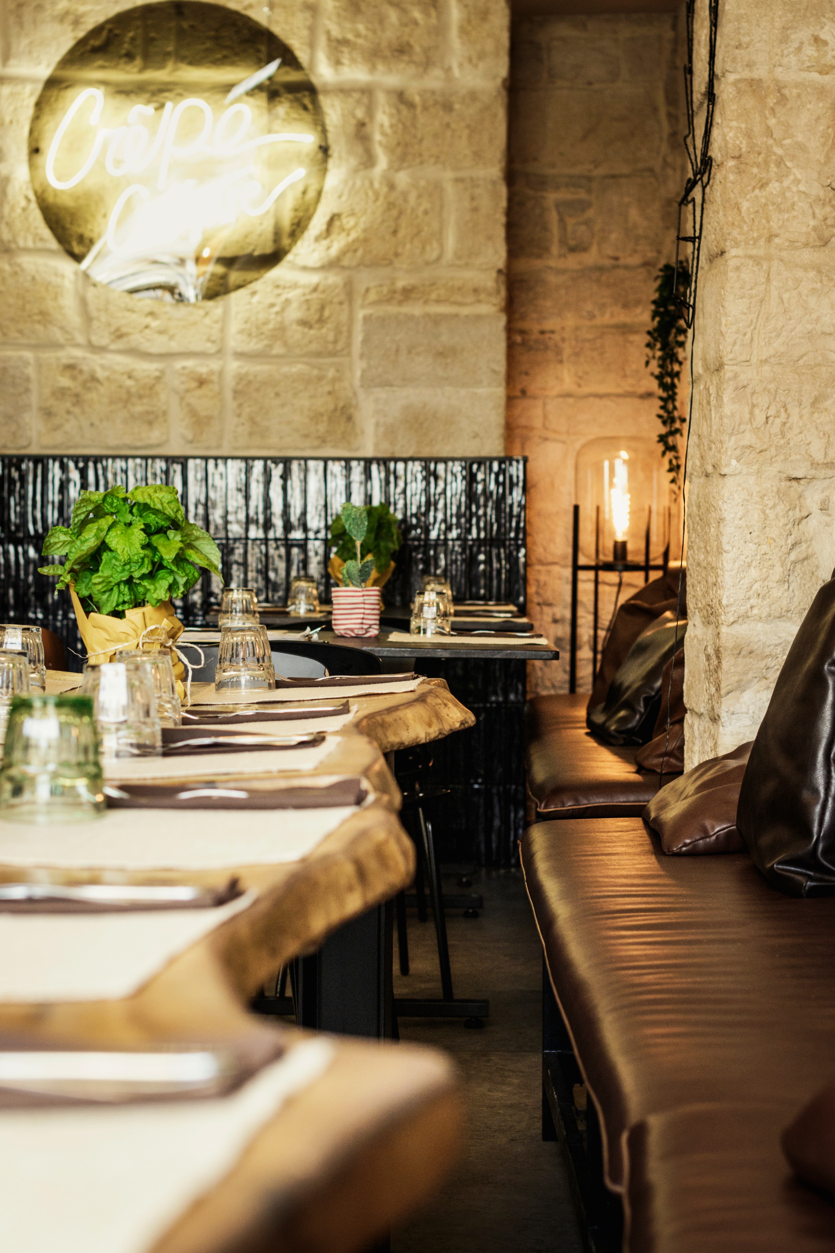 2017 年完成的 SAVI' la creperia 餐厅室内设计-6