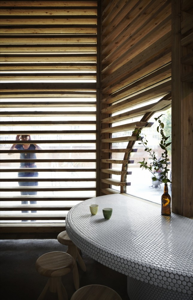 HASSELL   墨尔本亚拉街餐厅Yarra Lane  Hassell-6