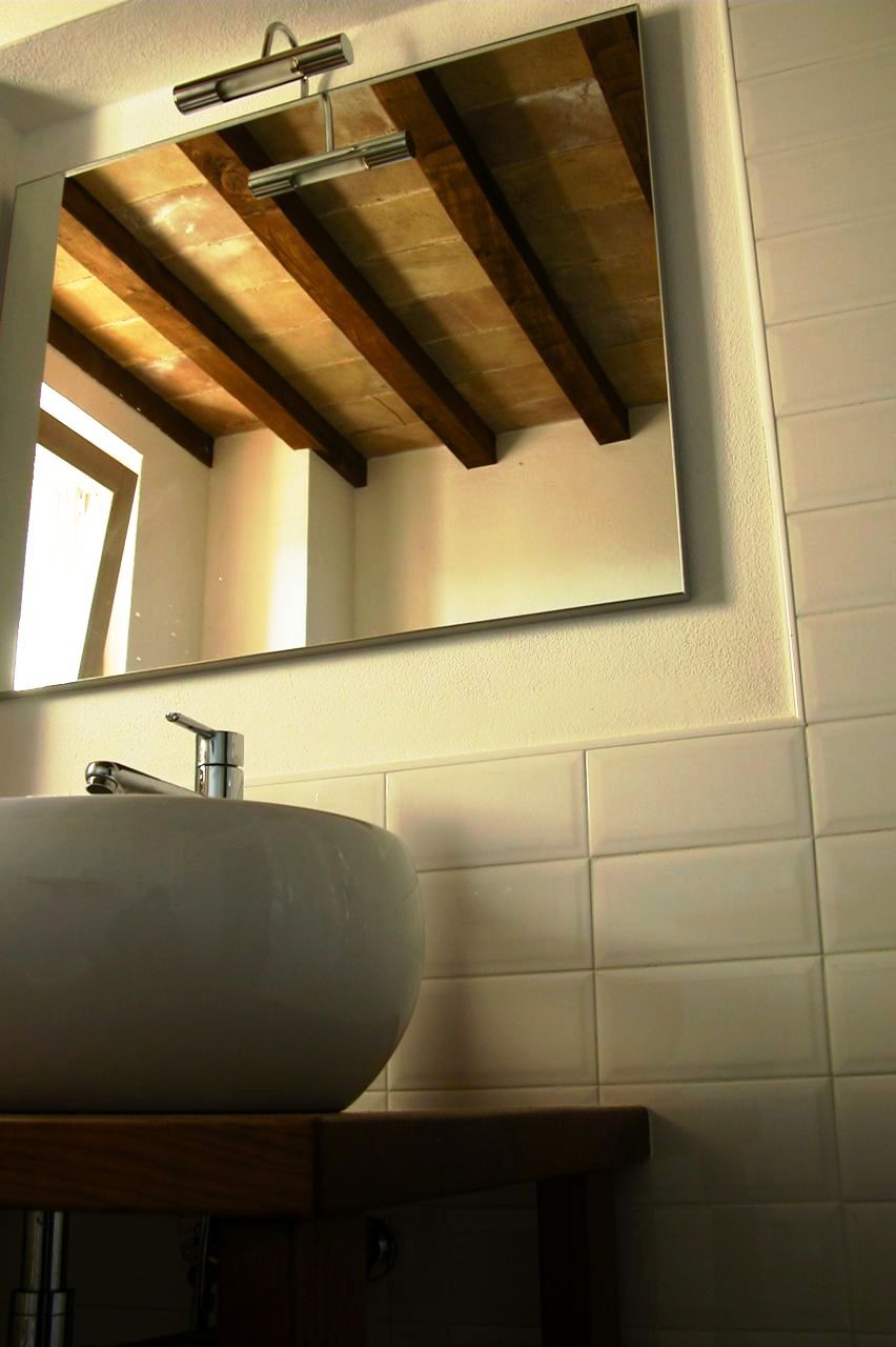 2010 年完成的精美乡村别墅 | 泳池与历史建筑的完美融合-15