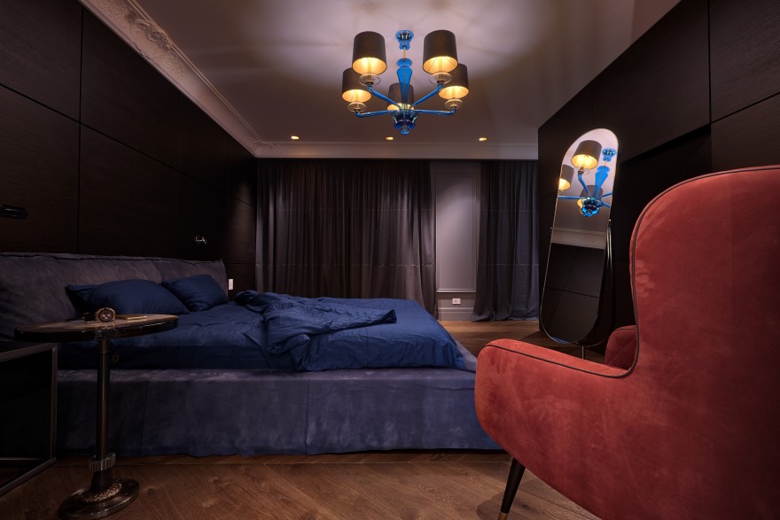 2017 年三层联排别墅影院式客厅设计-25