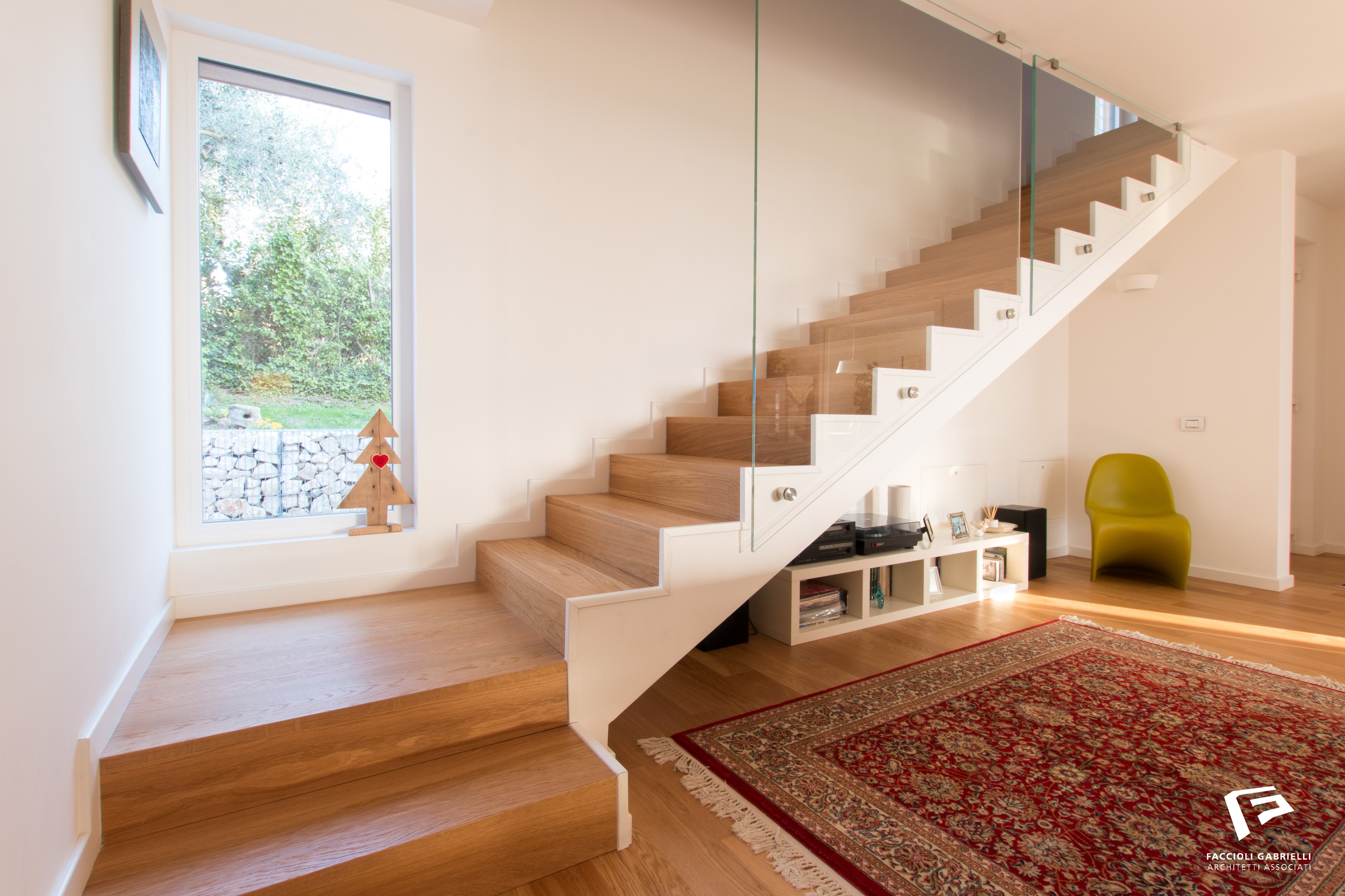 意式湖畔别墅-17