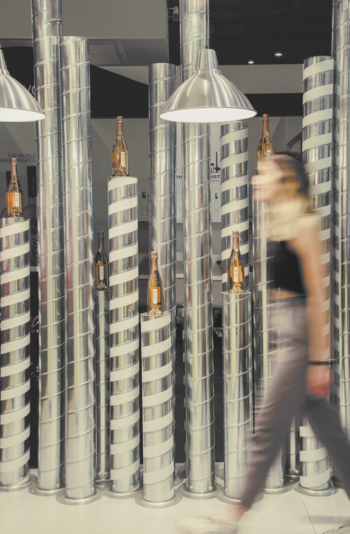 创新酒厂风格，打造美食展吸睛亮点-9