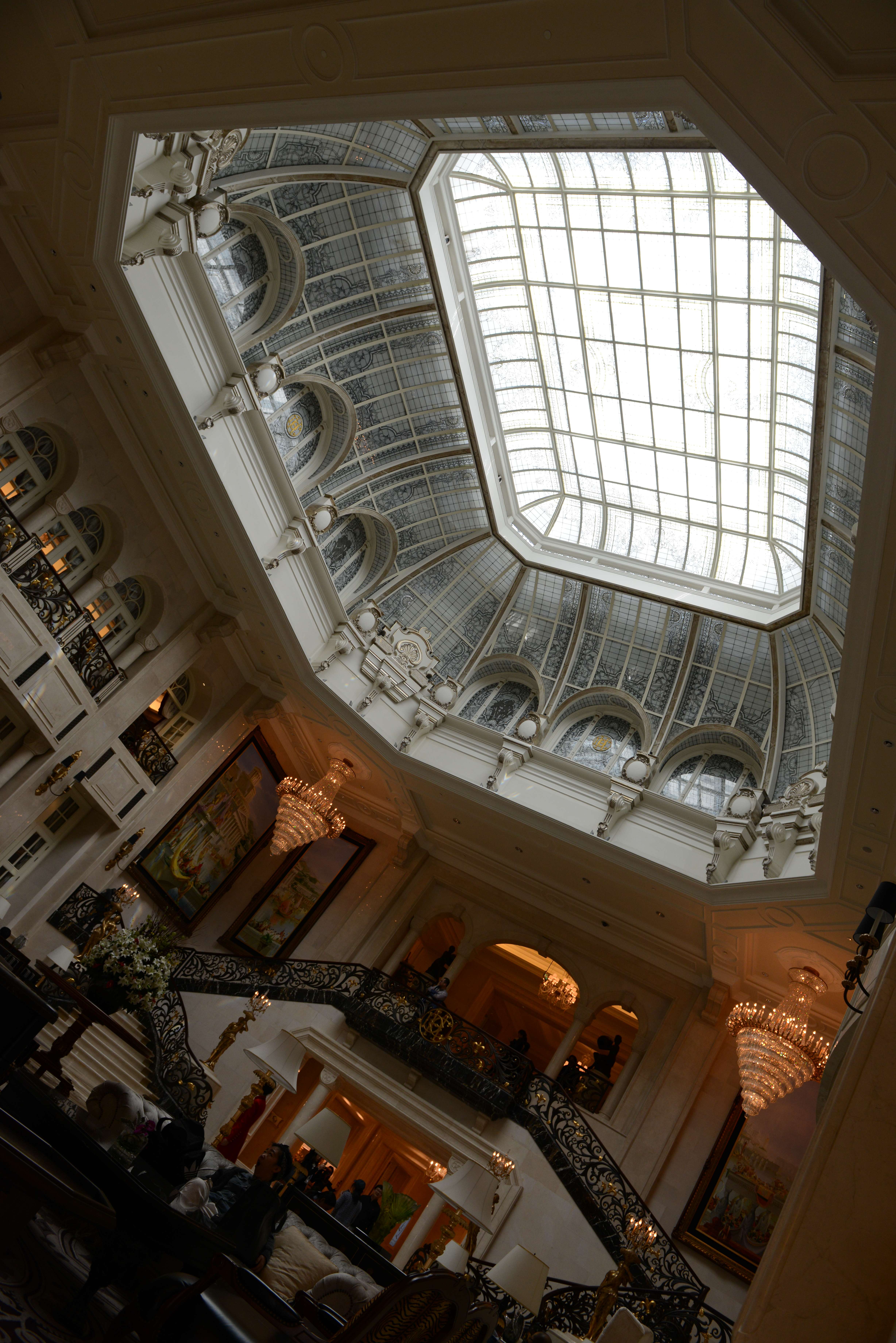 大连城堡酒店餐厅区域照片-2-25