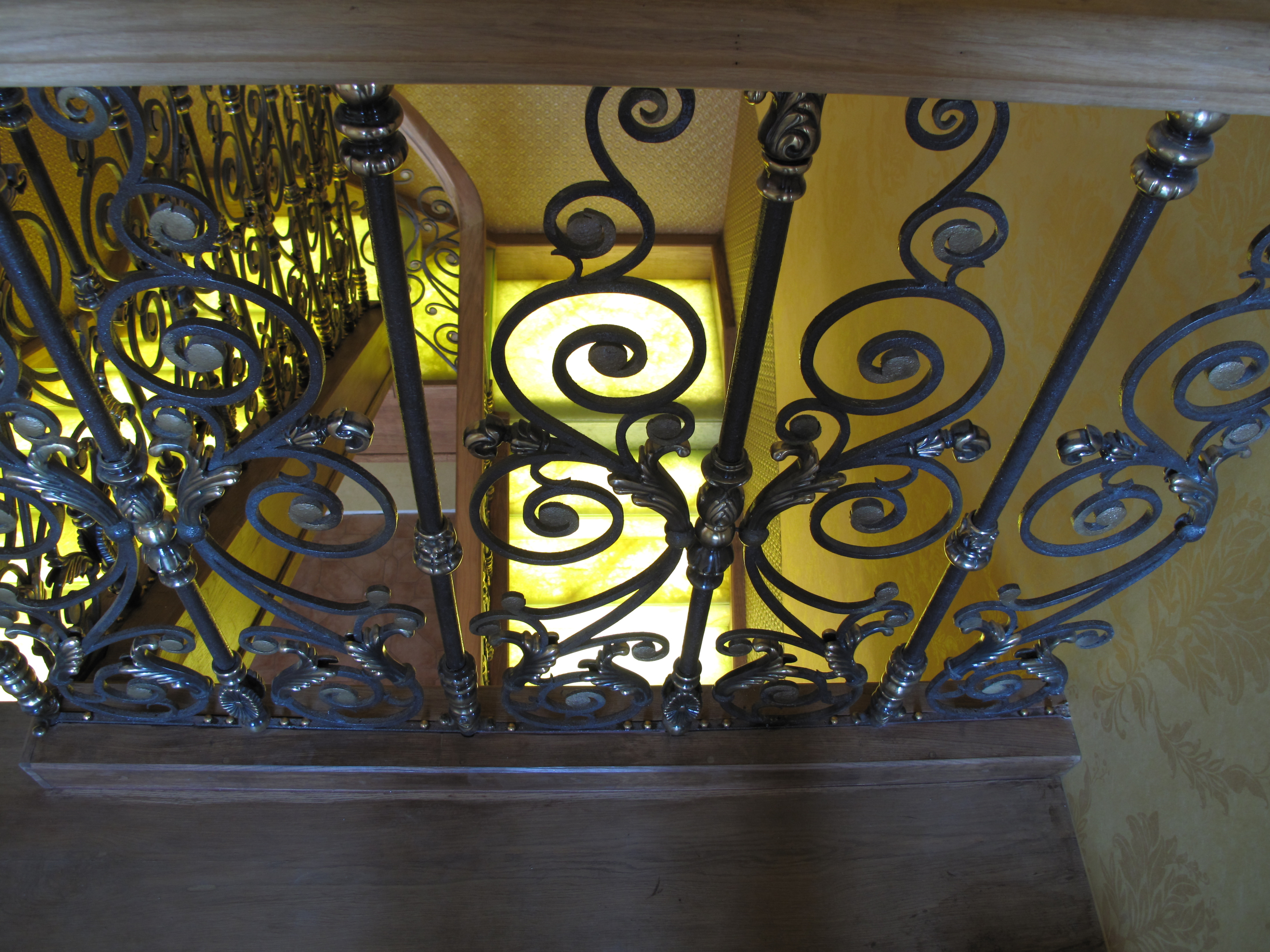 2012 年经典风格钢制单家庭住宅楼梯设计-4