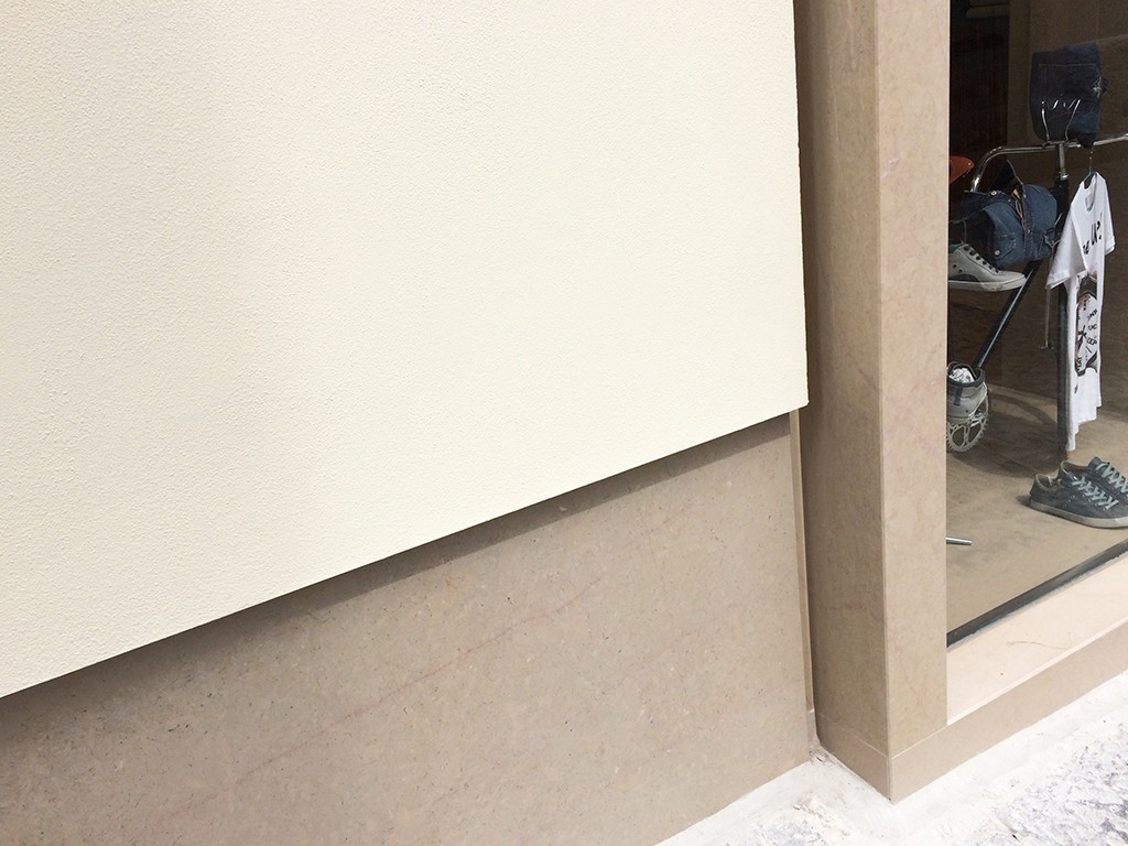 卡梅利诺·布奥诺服装-5