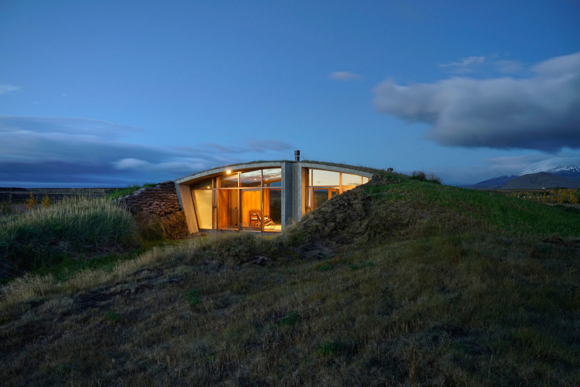 冰岛草皮屋 | 现代与传统的完美融合-19
