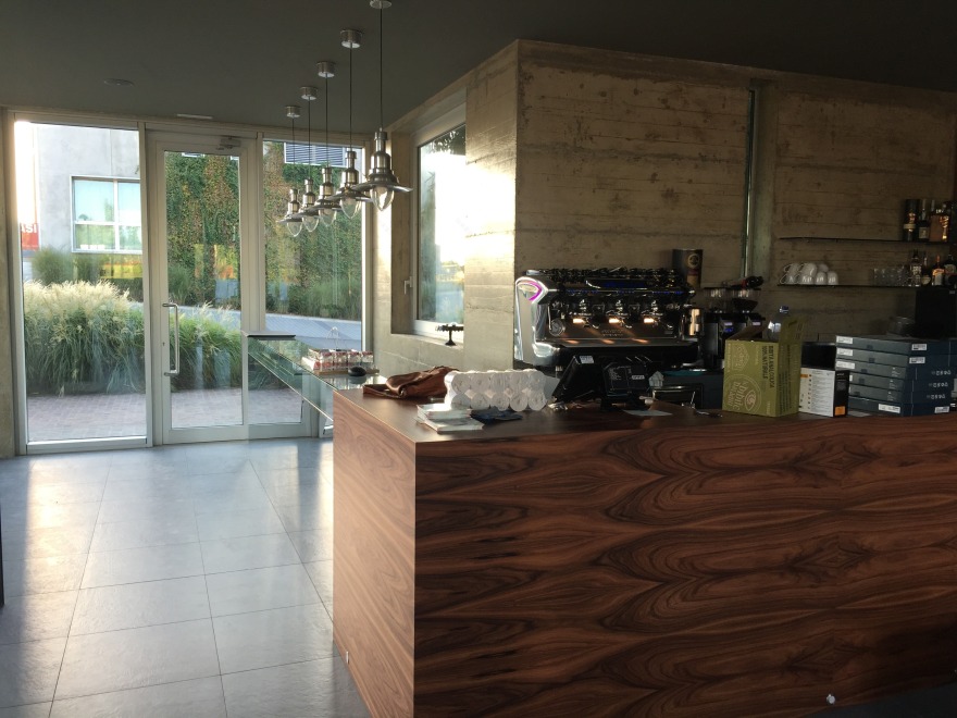 2015 年完成的 Palapa 项目,将工业遗址改造为时尚咖啡馆-45