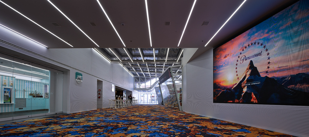 Candiani Cinemas 与 Nuova Piazza 多用途文化中心设计-12