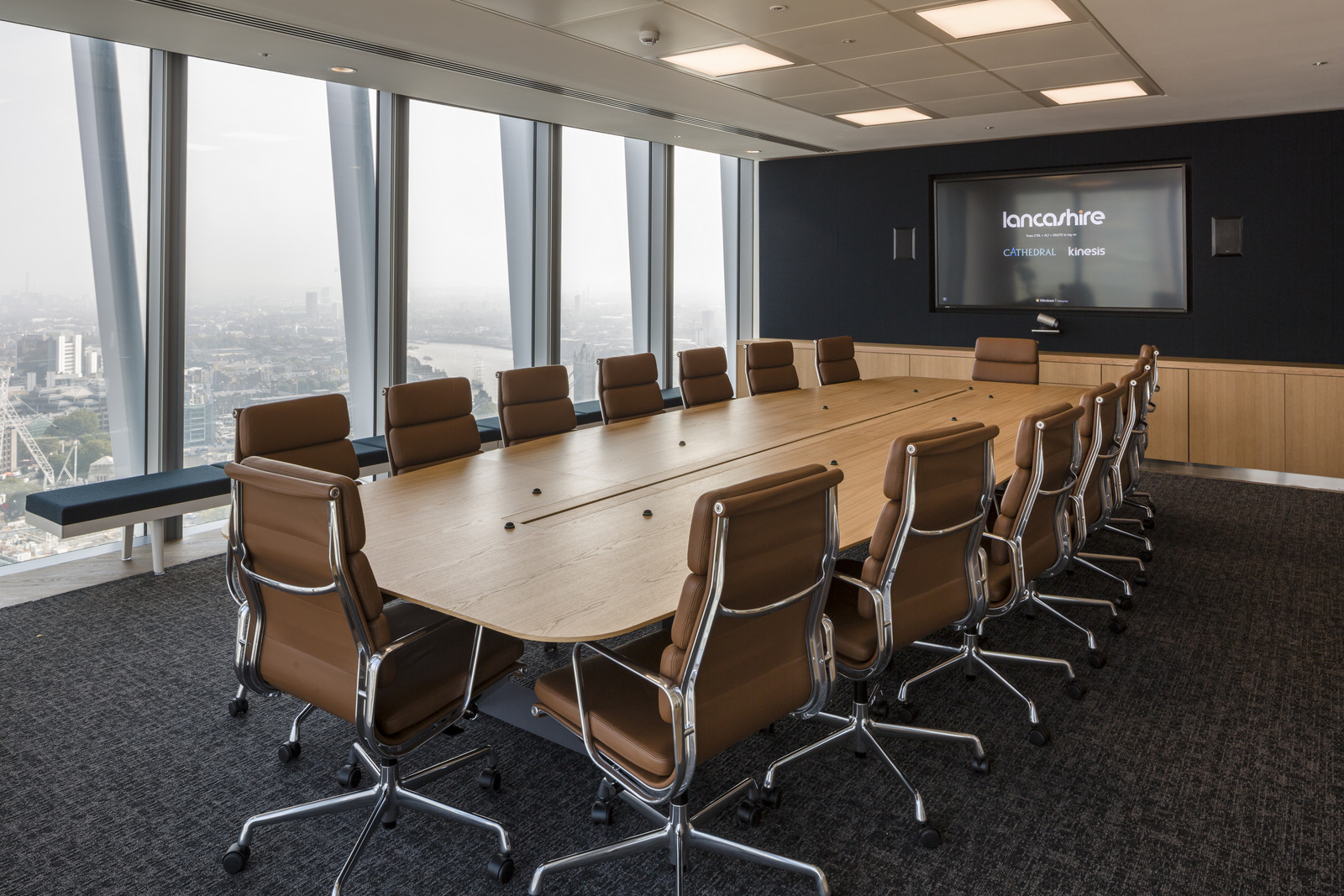 兰开夏郡保险集团——伦敦办事处-5