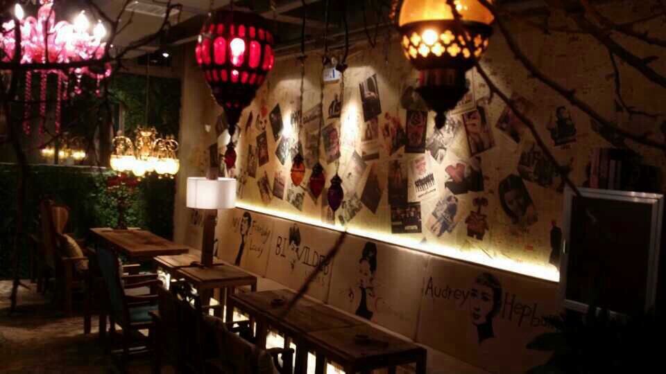 郭准归本主义咖啡馆设计-23