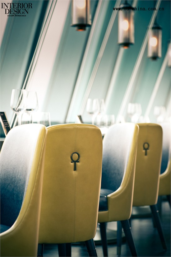 永远的奢华——香港Auqa餐饮旗舰店改造-11