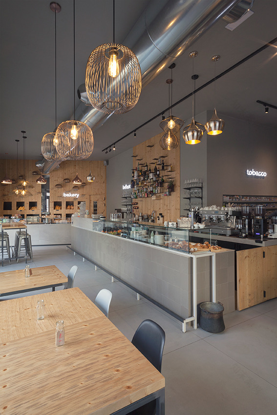 年轻多元的意大利面包房设计-3