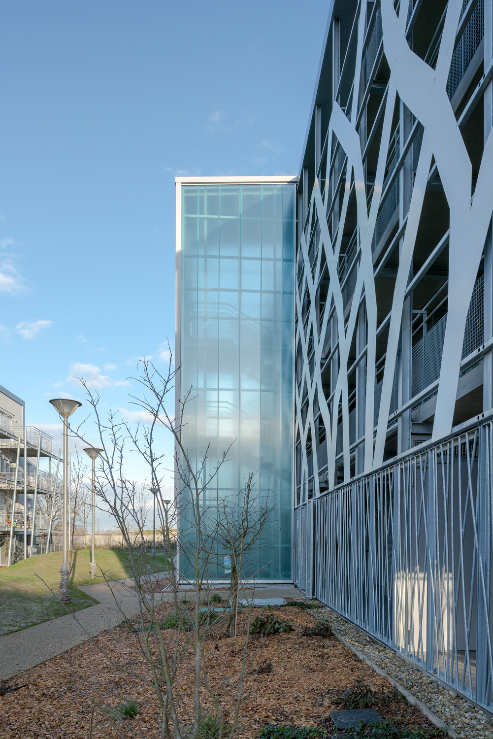 2018 年完工的 Les Erables 公寓设计展现独特魅力-48