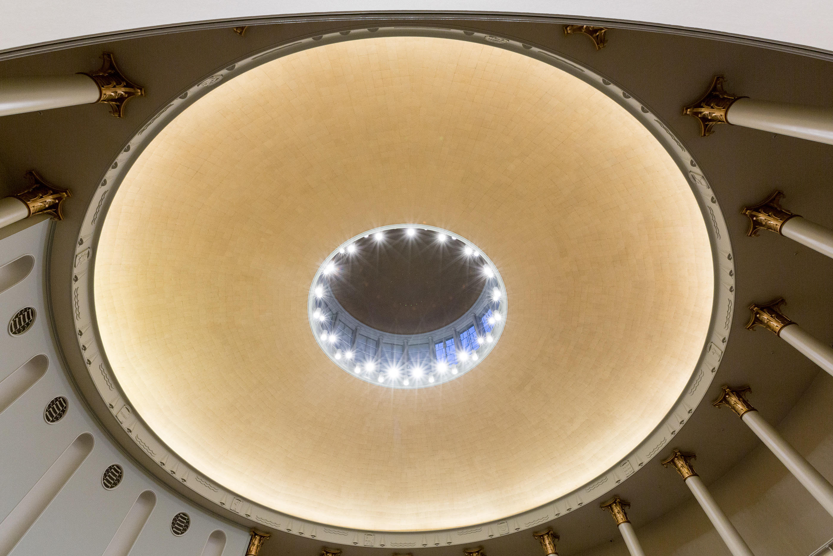 芬兰议会大厦 | 百年独立纪念的室内设计瑰宝-9