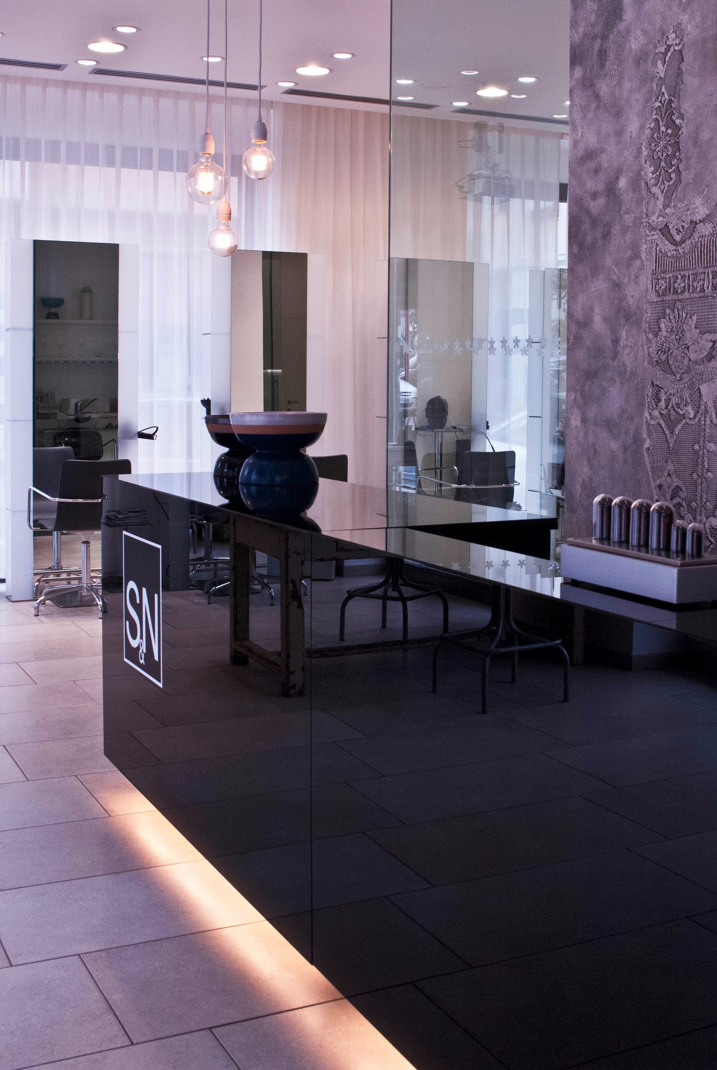 S 和 N 我理发店-2