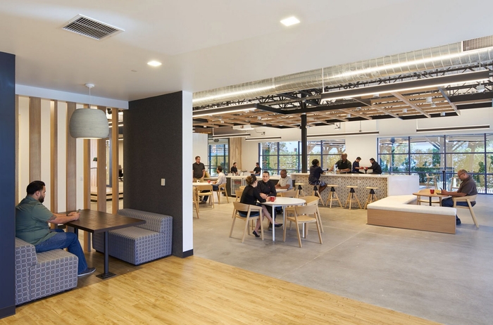 Northland Controls 加州办公空间-10