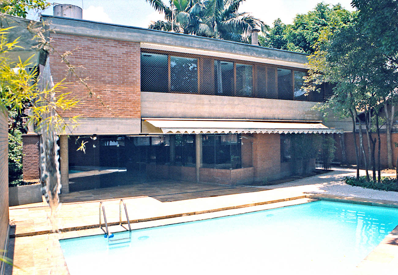 绿意盎然的家庭住宅-30