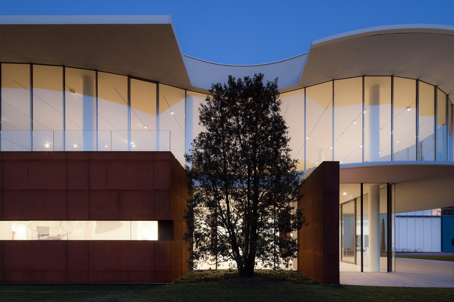 意式风格的 Secco Sistemi 总部办公空间设计-52