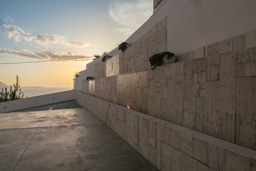 意式风情海滨别墅,现代简约之美-19