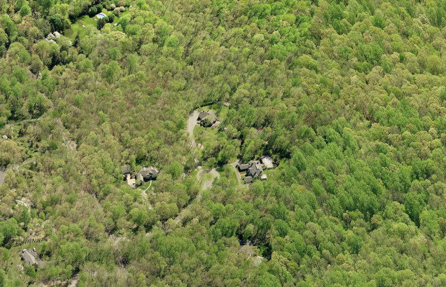 360°全景生活 | 新泽西森林中的家庭活动室-2