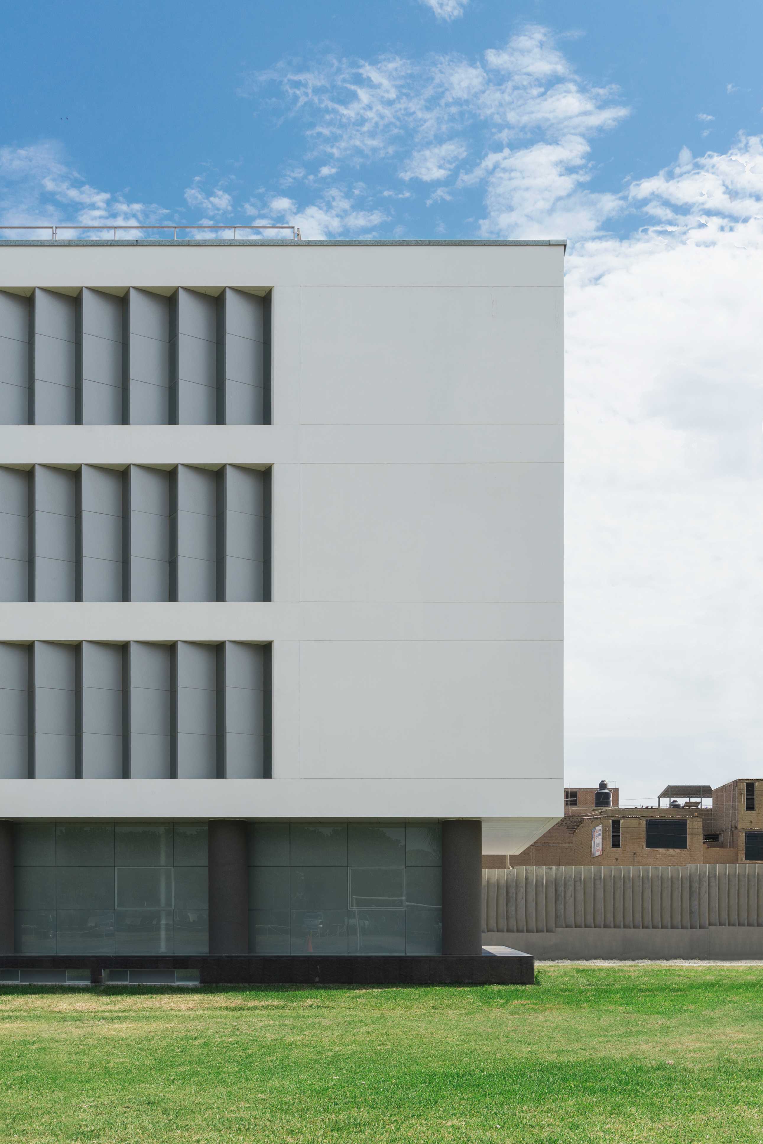 培训和牙科服务中心·USAT-14