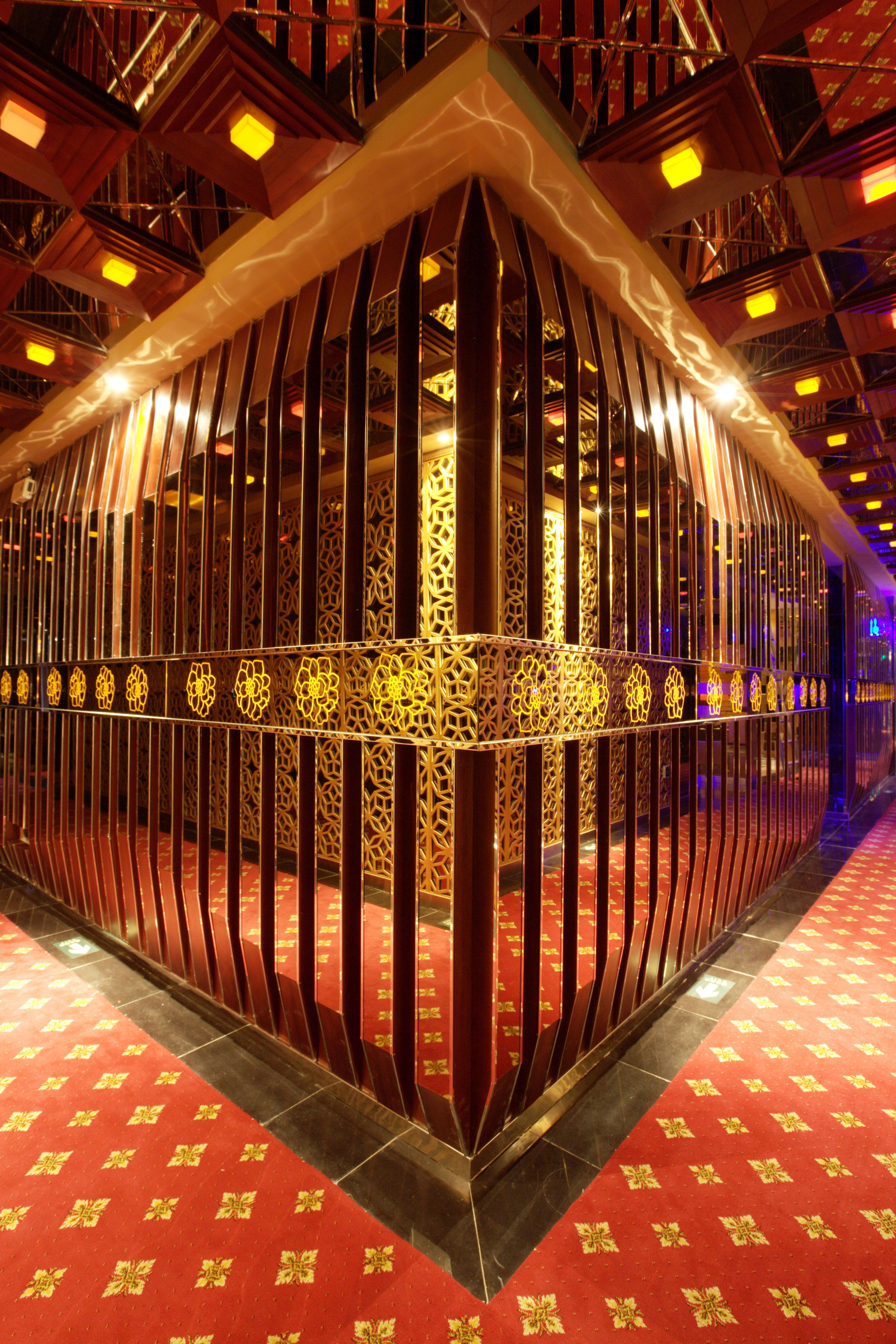 太原花园国际酒店中餐厅——现代简约的奢华空间-3