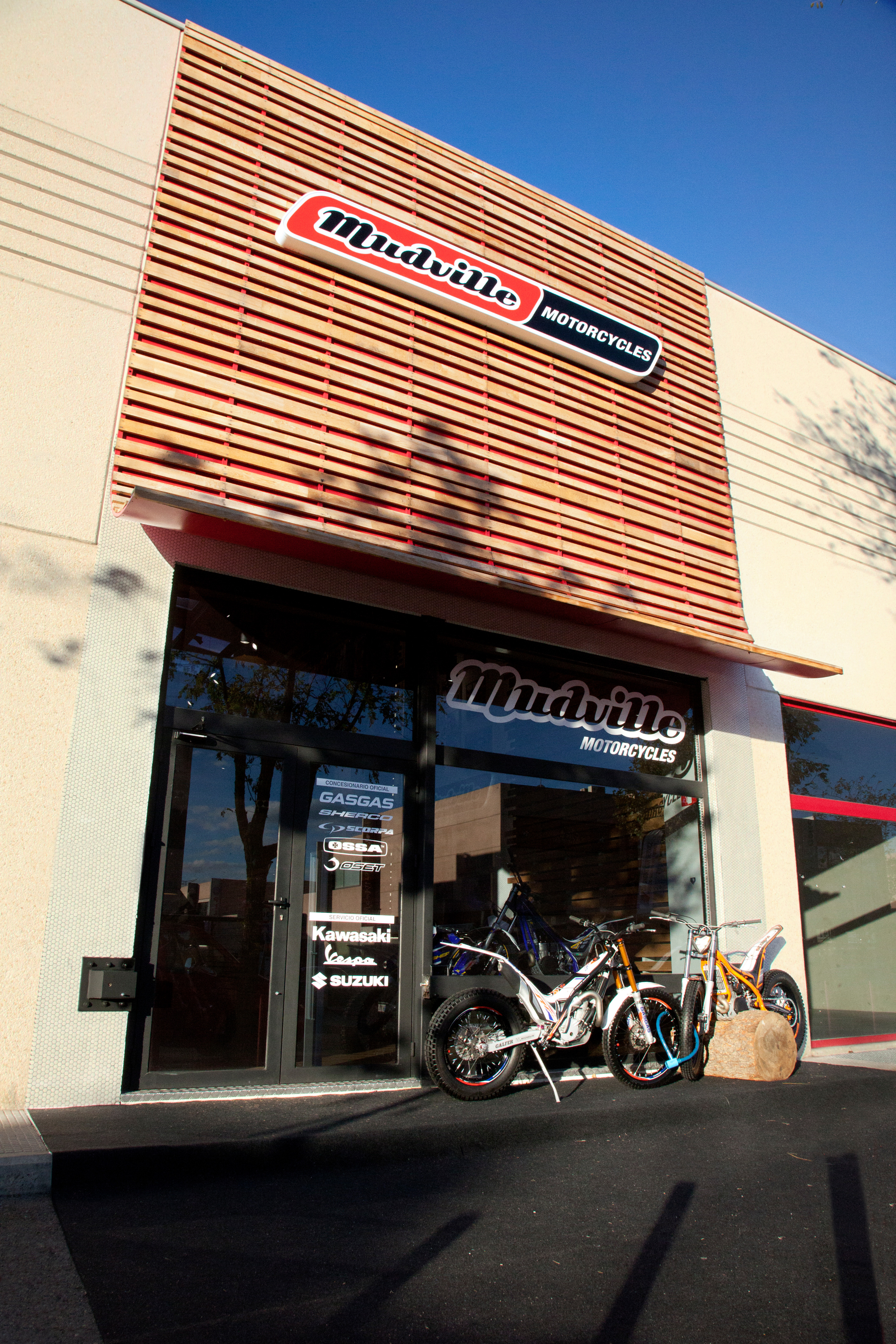 Mudville 摩托车店-2