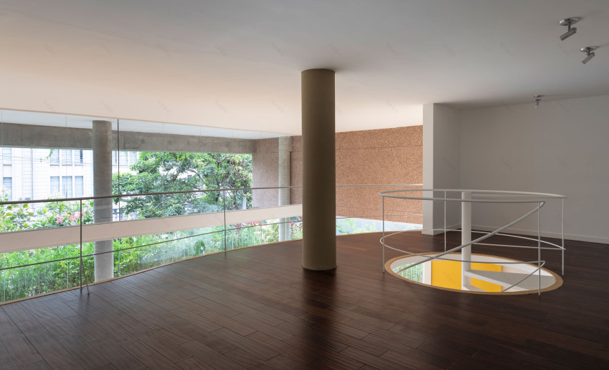 巴西绿色住宅楼,绿意盎然与城市景观相融-27