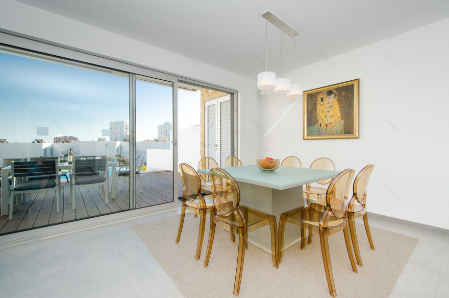 Simple Taste 团队打造阿尔布费拉豪华别墅设计-21