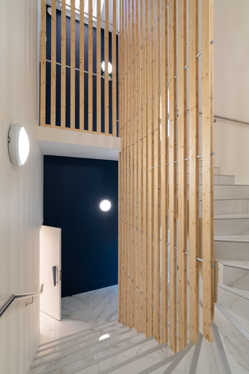 解构之光 · 勒阿弗尔牙科中心-4