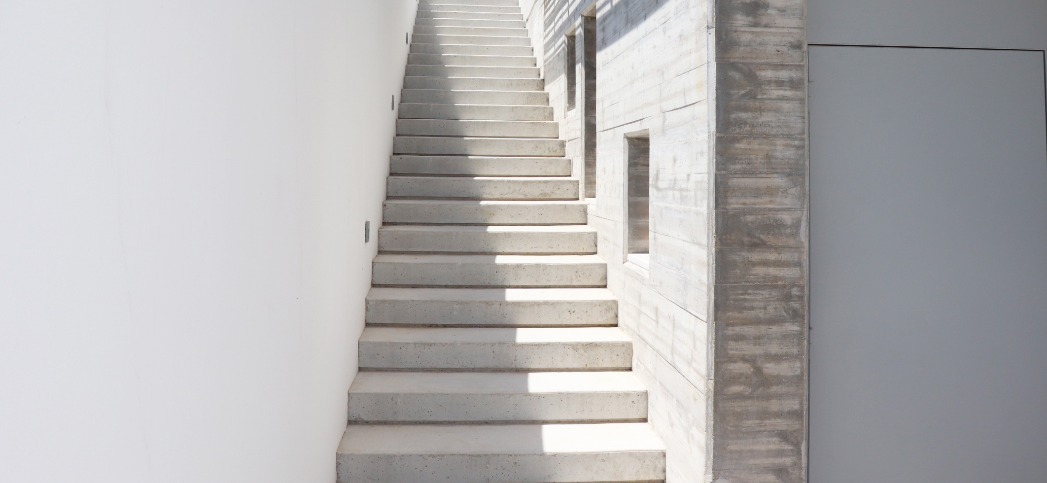 CK House | 嵌入景观的河畔家园-30