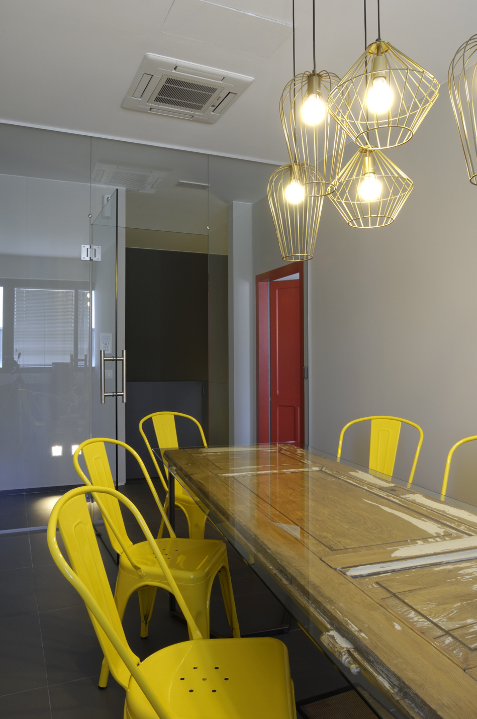 颠覆工业风，打造灵动办公空间-9