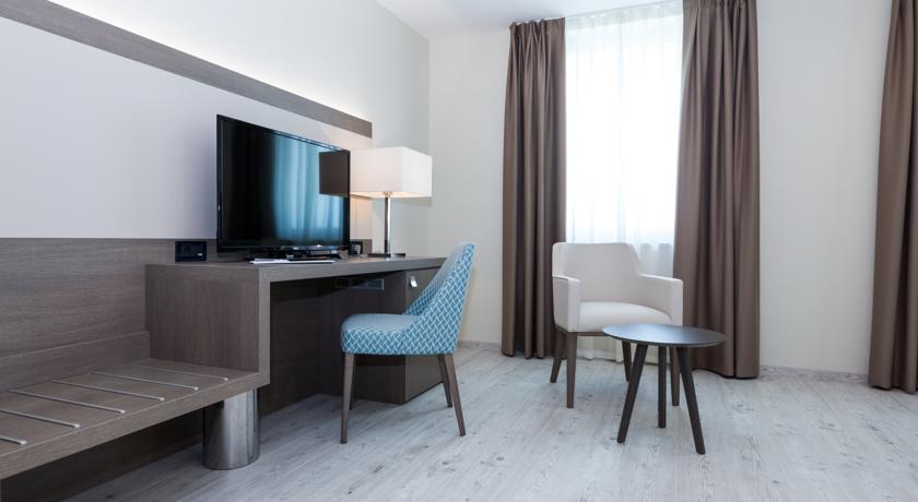 2016 年新建海滨酒店 Petrčane | 现代风格与海景的完美融合-13