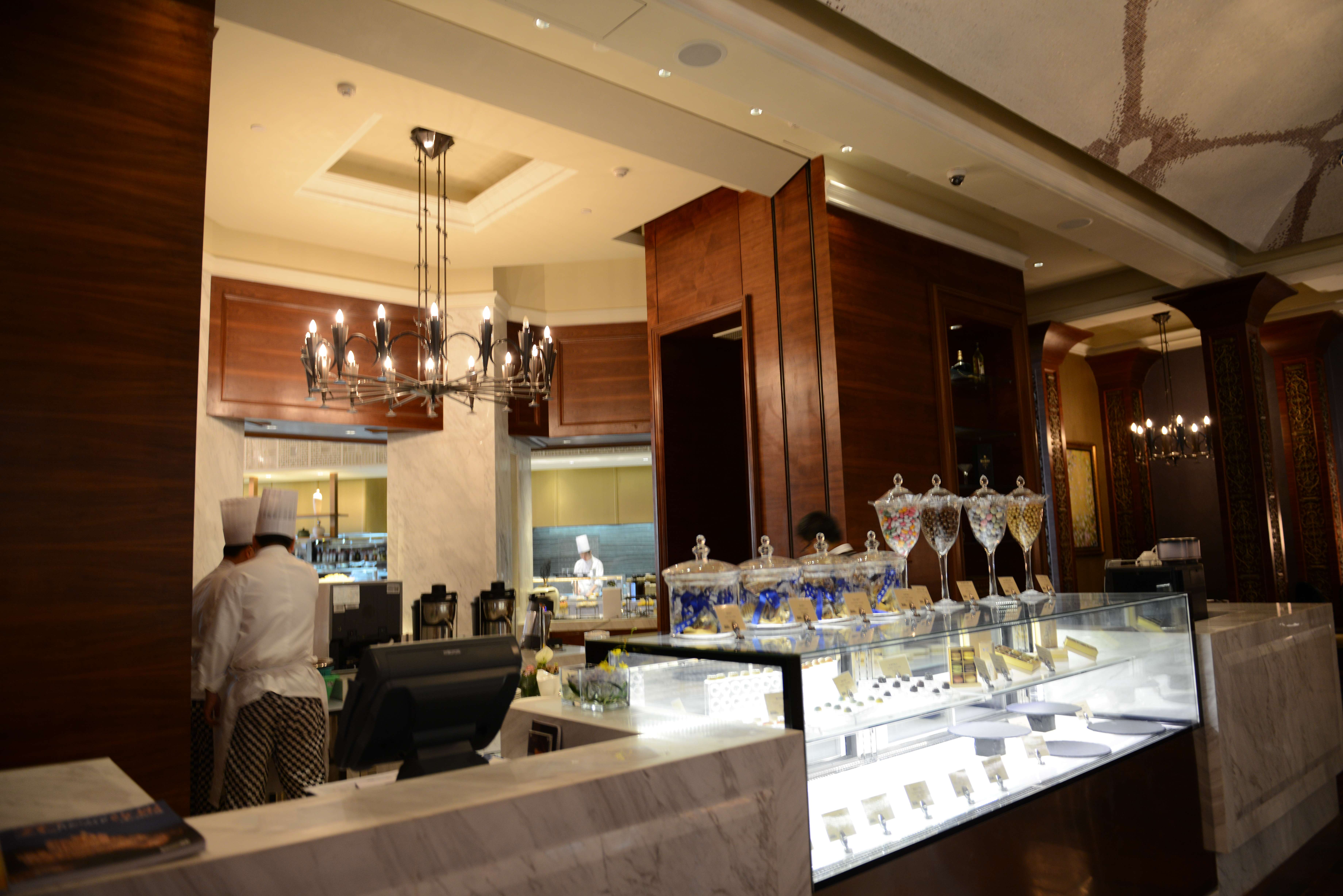 大连城堡酒店餐厅区域照片-2-40