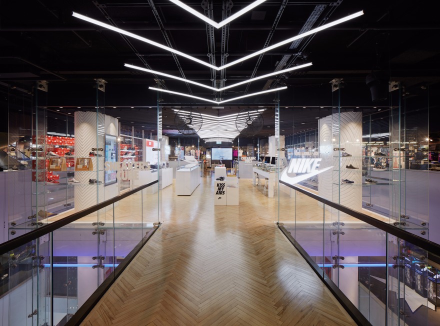 伦敦耐克旗舰店,现代与古典的完美融合-0