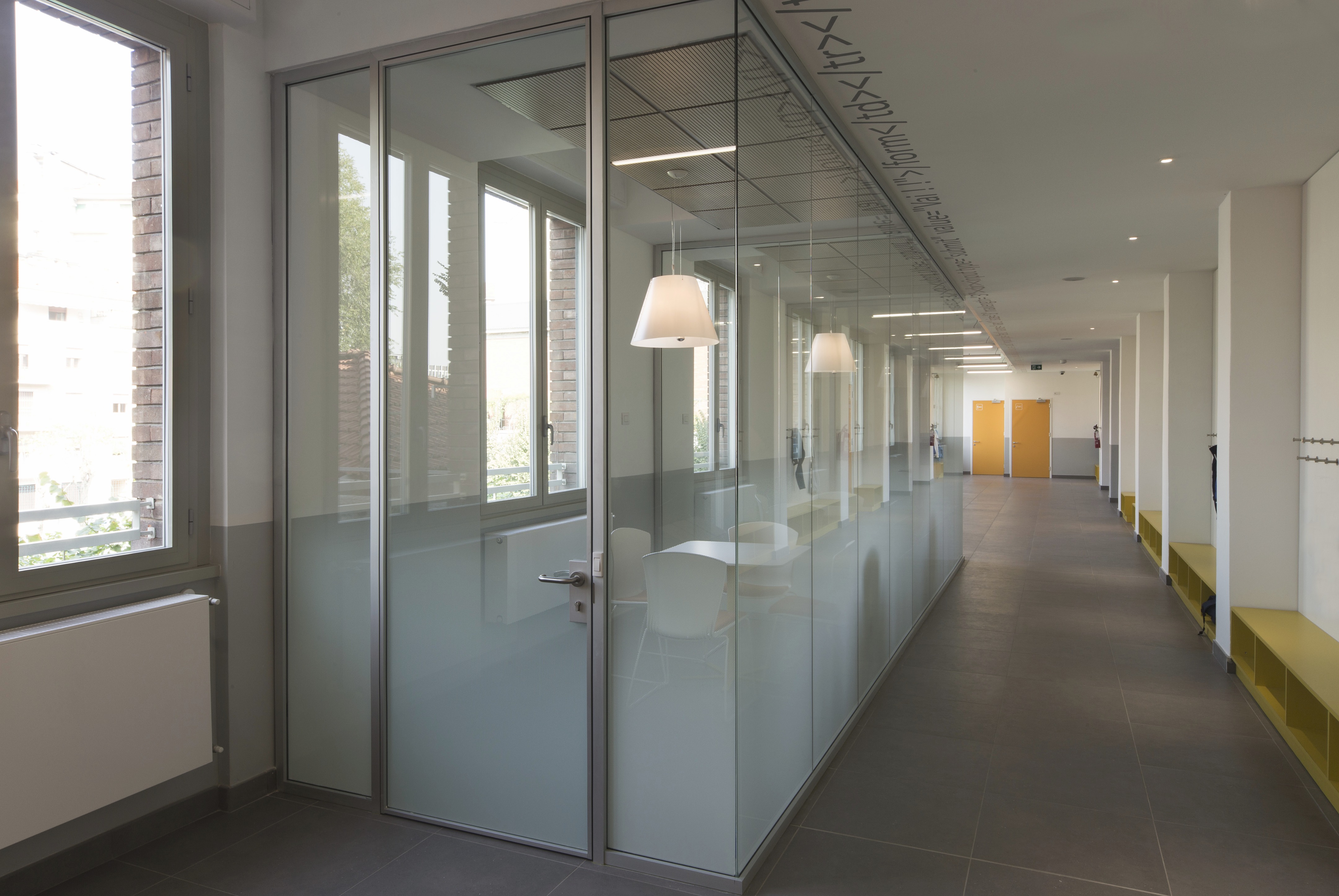 米兰 Faes Ponzio 学校翻新-4