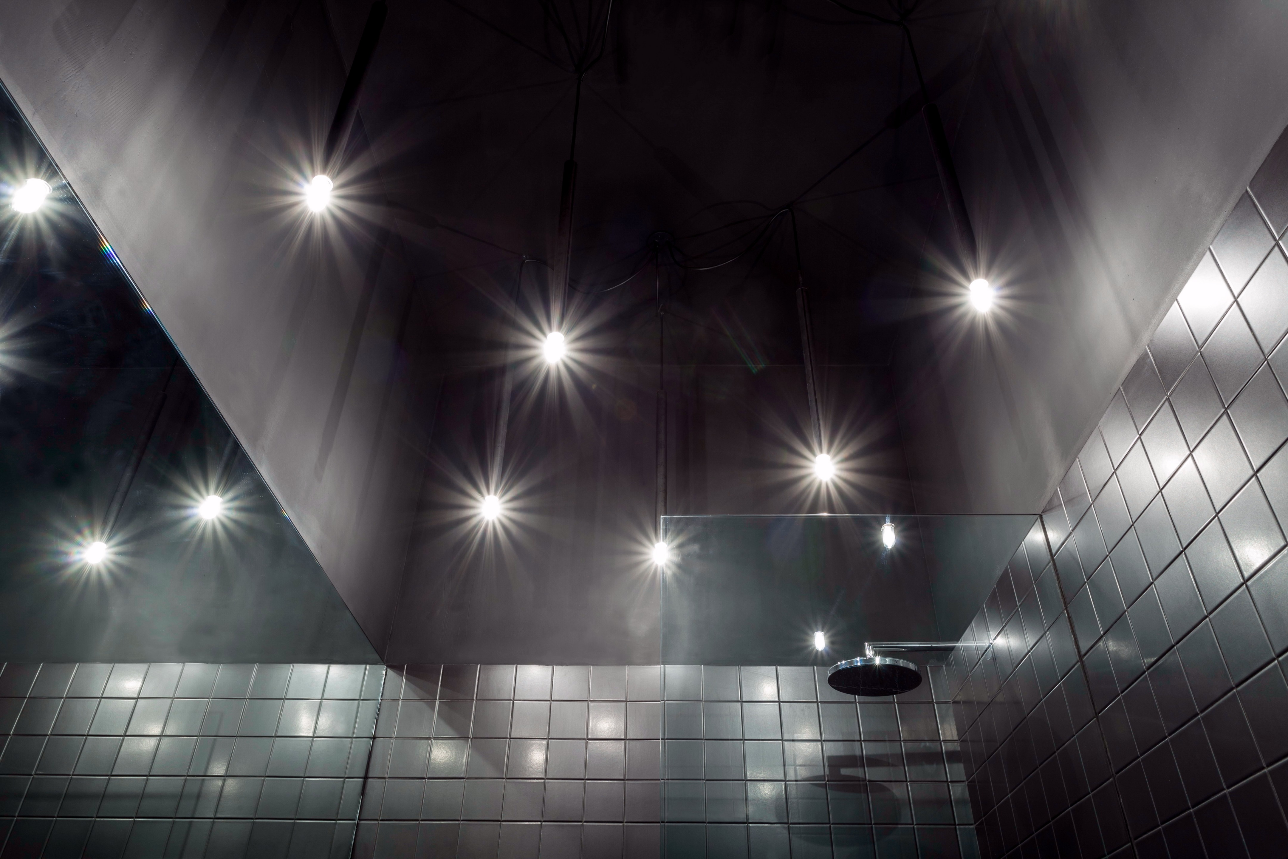 废弃办公室变身为高雅公寓-18