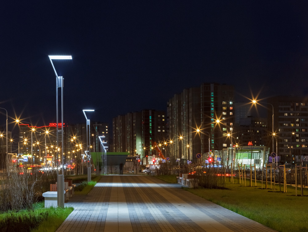 多样街头柱设计展现城市魅力-10