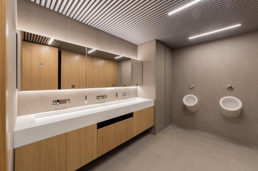 西班牙 AUTIS 公司总部,现代工业风室内设计-9