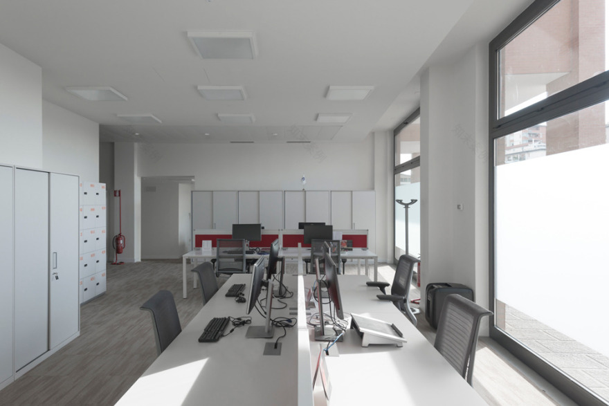 保险公司办公室翻新-1