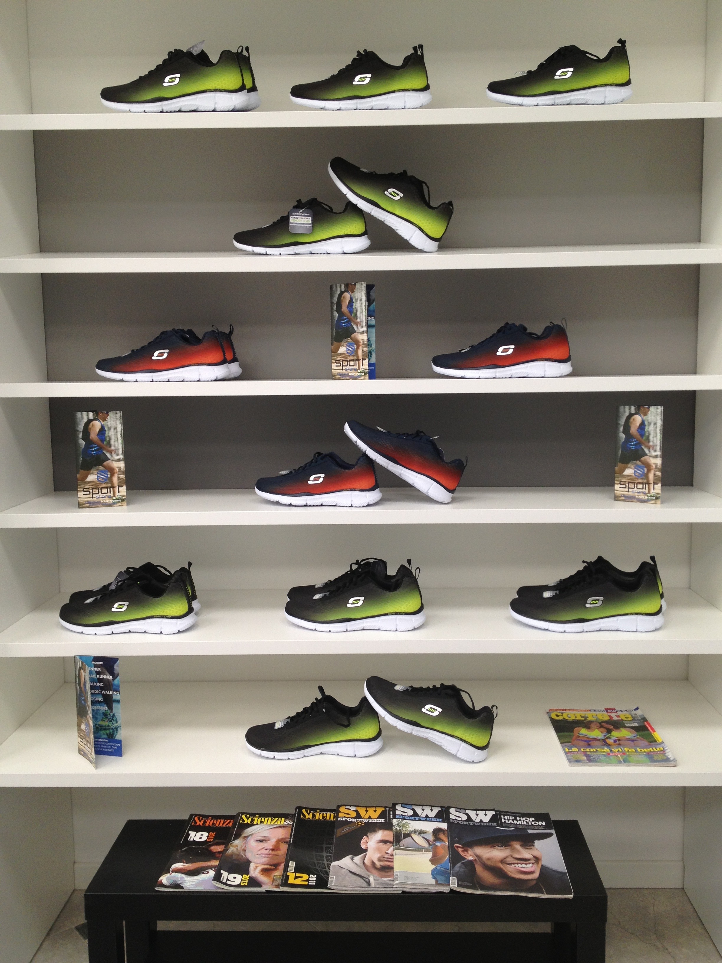运动鞋专卖店设计-4