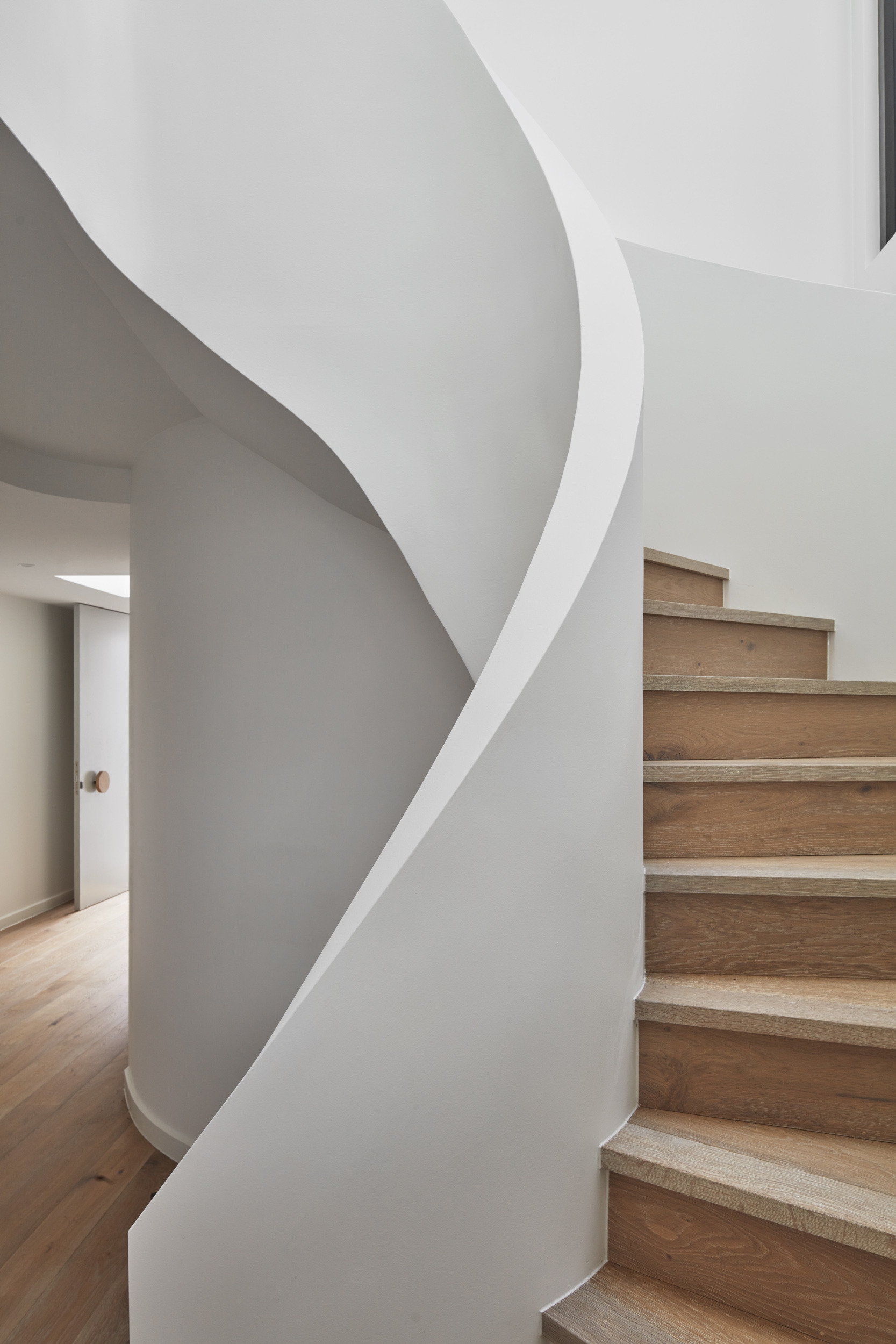 墨尔本 Cressy 街别墅 | 自然光与曲线空间的完美融合-40