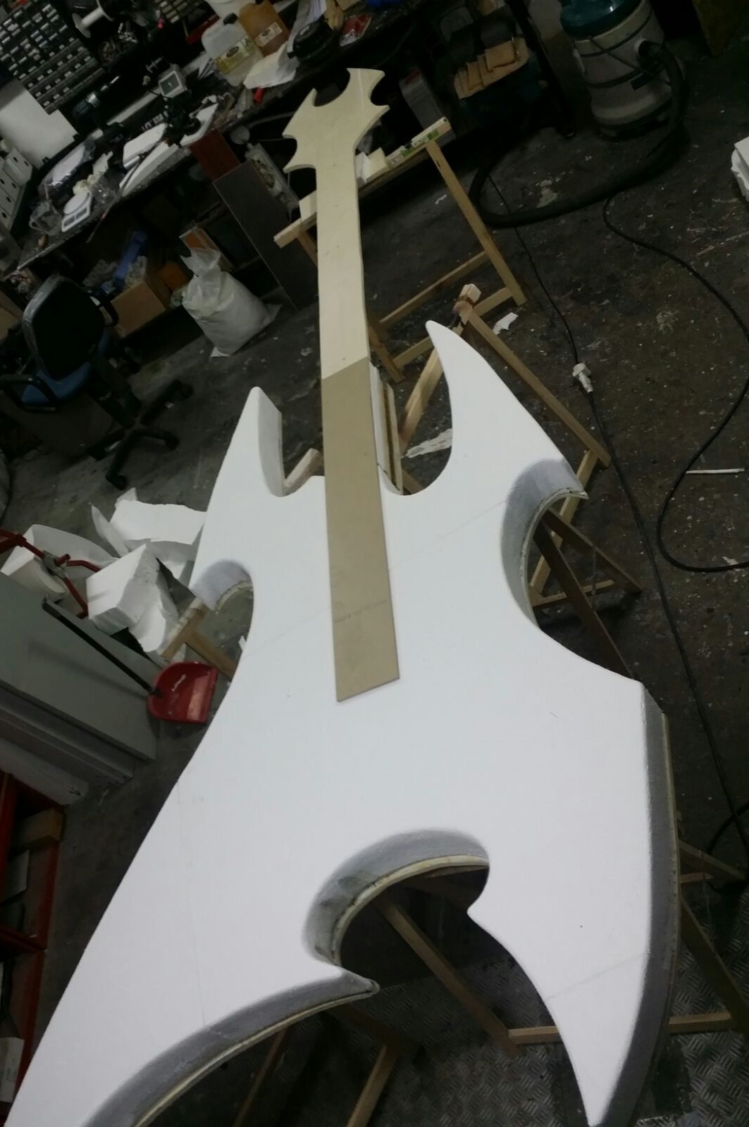 《恐怖摇滚马戏团》创意发光布景设计-15