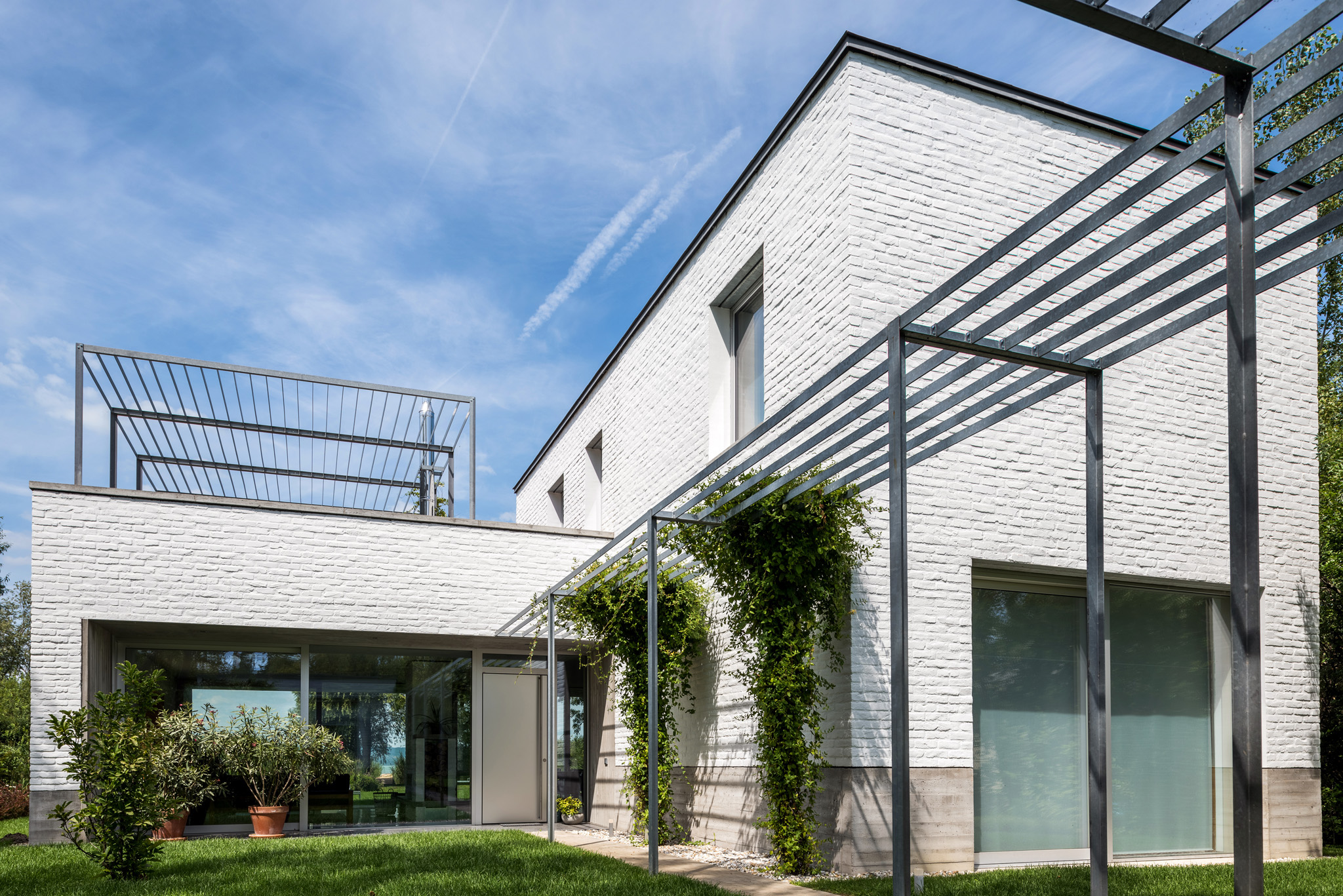 周末湖边度假屋-1