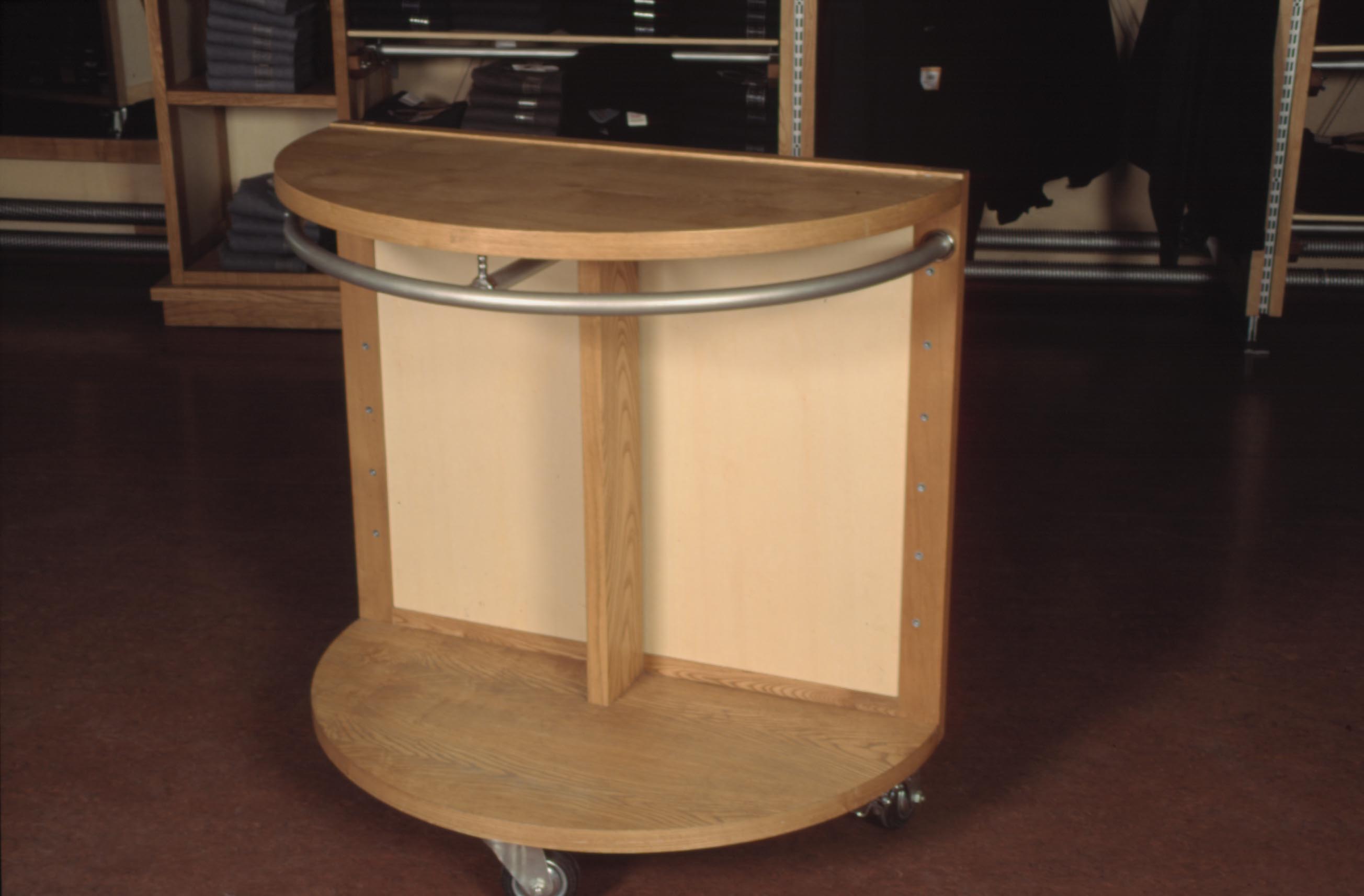 1997 年摩托牛仔裤店概念设计-24