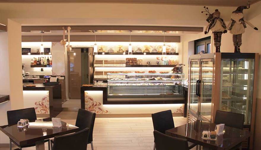 定制糕点店装修-14