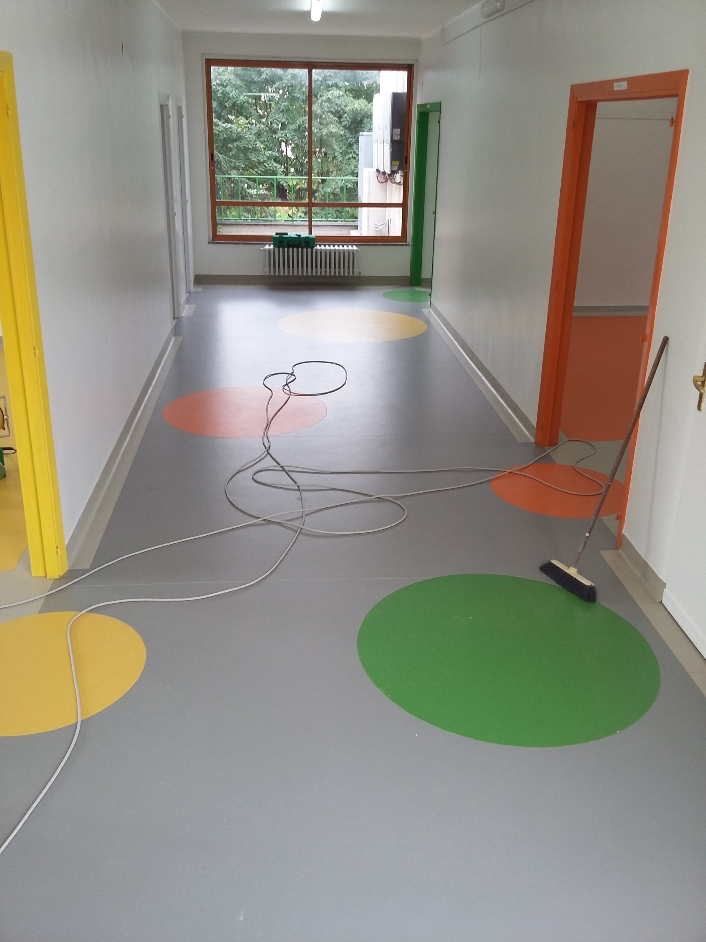 自然材质打造互动式幼儿教育空间-15