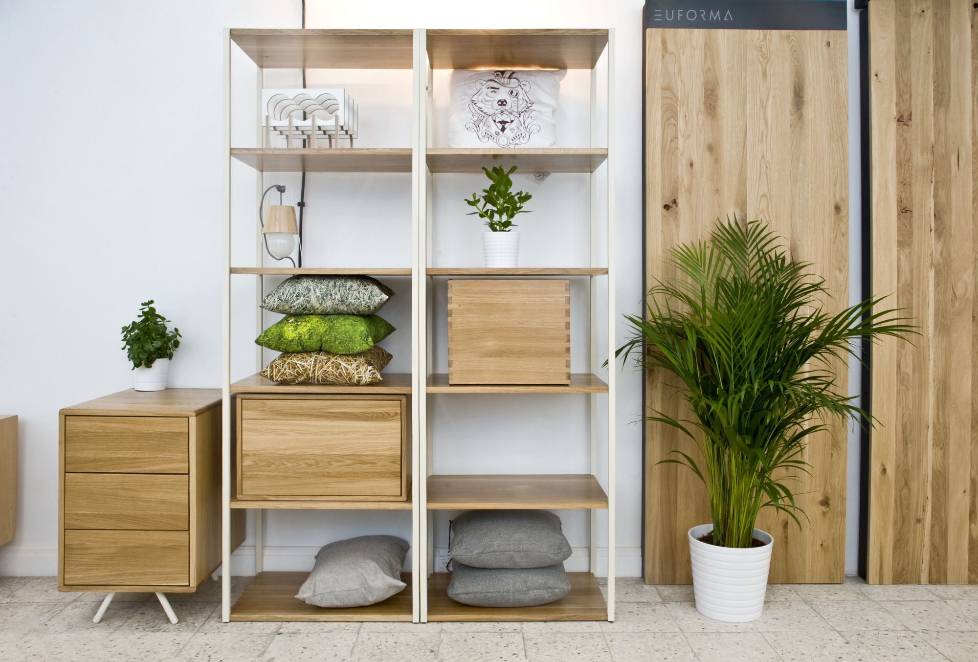 波兰华沙'Euforma'展示厅——现代与复古的完美结合-8